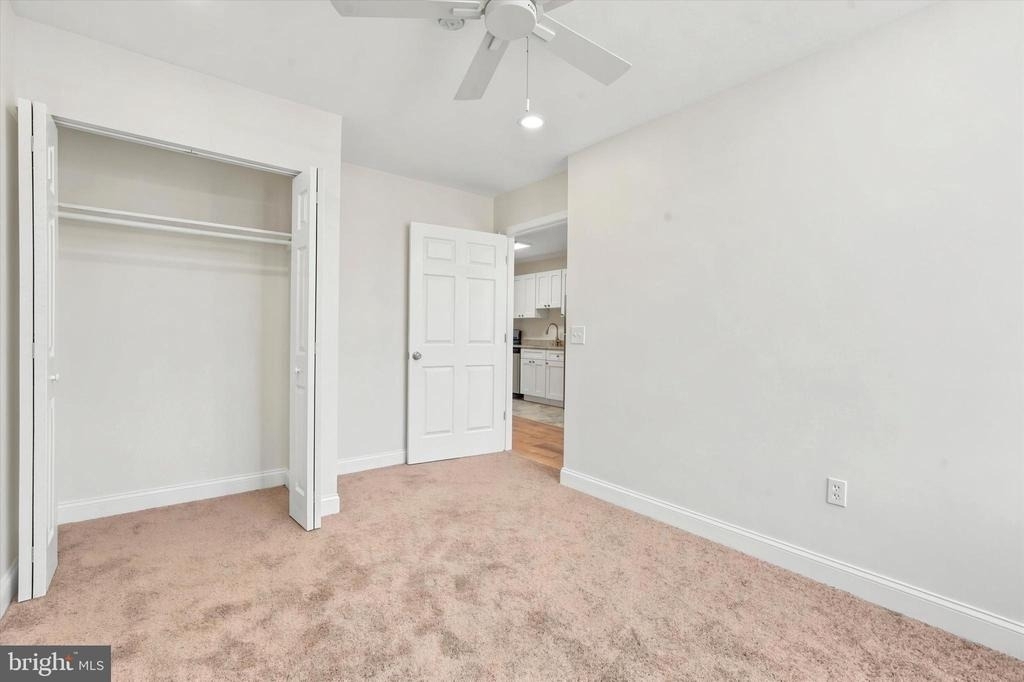 1050 E Montgomery Avenue - Photo 13