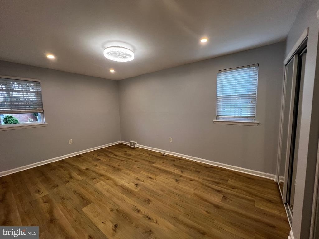 9911 Lackland Drive - Photo 15