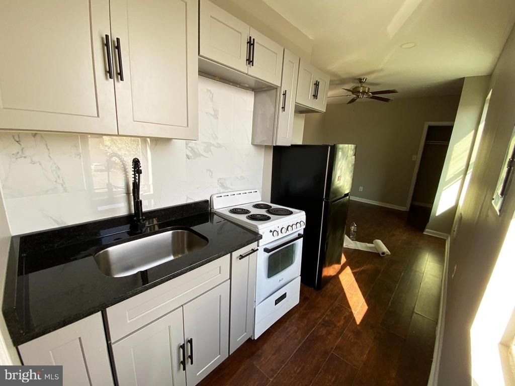 2930 Frankford Avenue - Photo 4