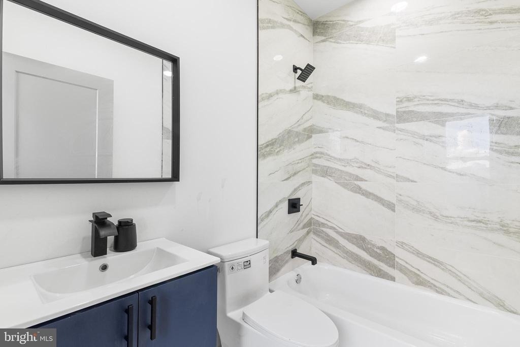 647 N 41st Street - Photo 11