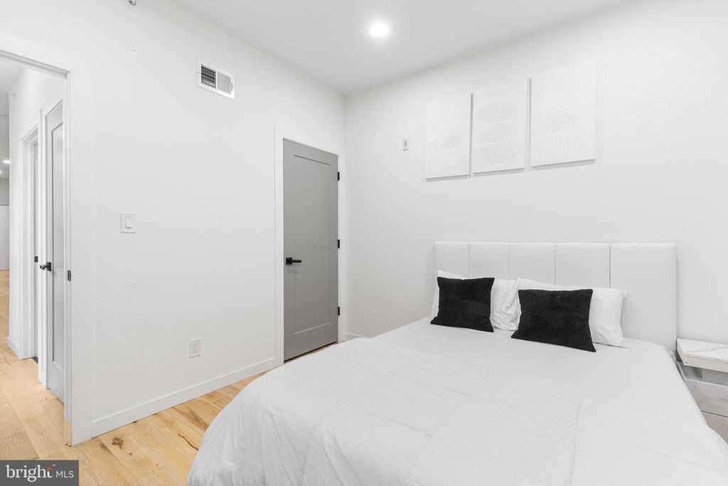 647 N 41st Street - Photo 13