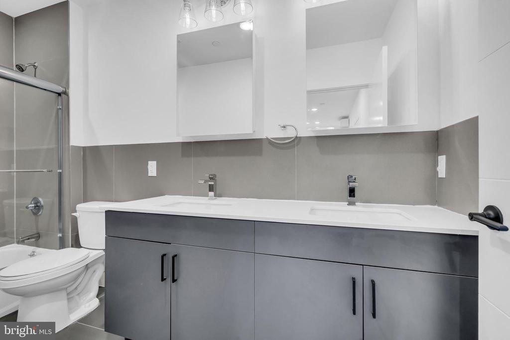 330 Cecil B Moore Avenue - Photo 18