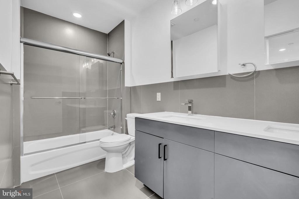 330 Cecil B Moore Avenue - Photo 19