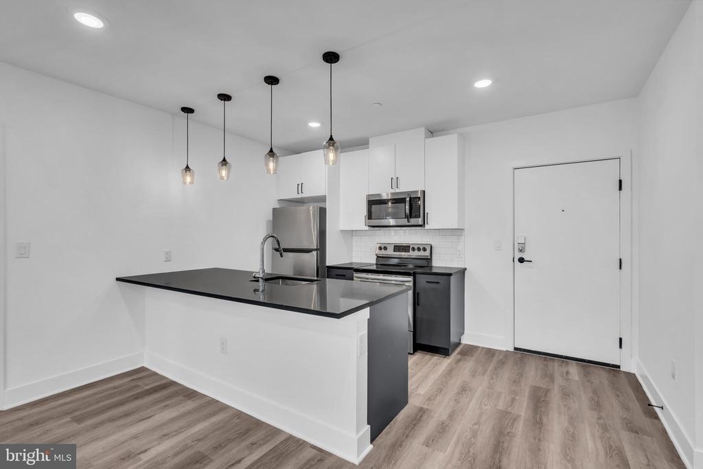 330 Cecil B Moore Avenue - Photo 1