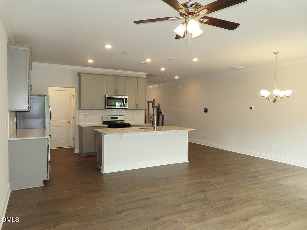 509 Brightleaf Road - Photo 2