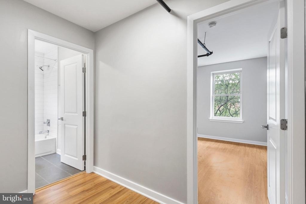 1929 Christian Street - Photo 7