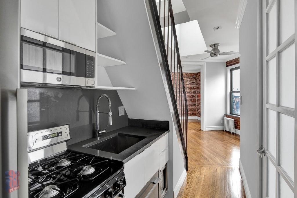 410 E 13th St., Unit 6f - Photo 5