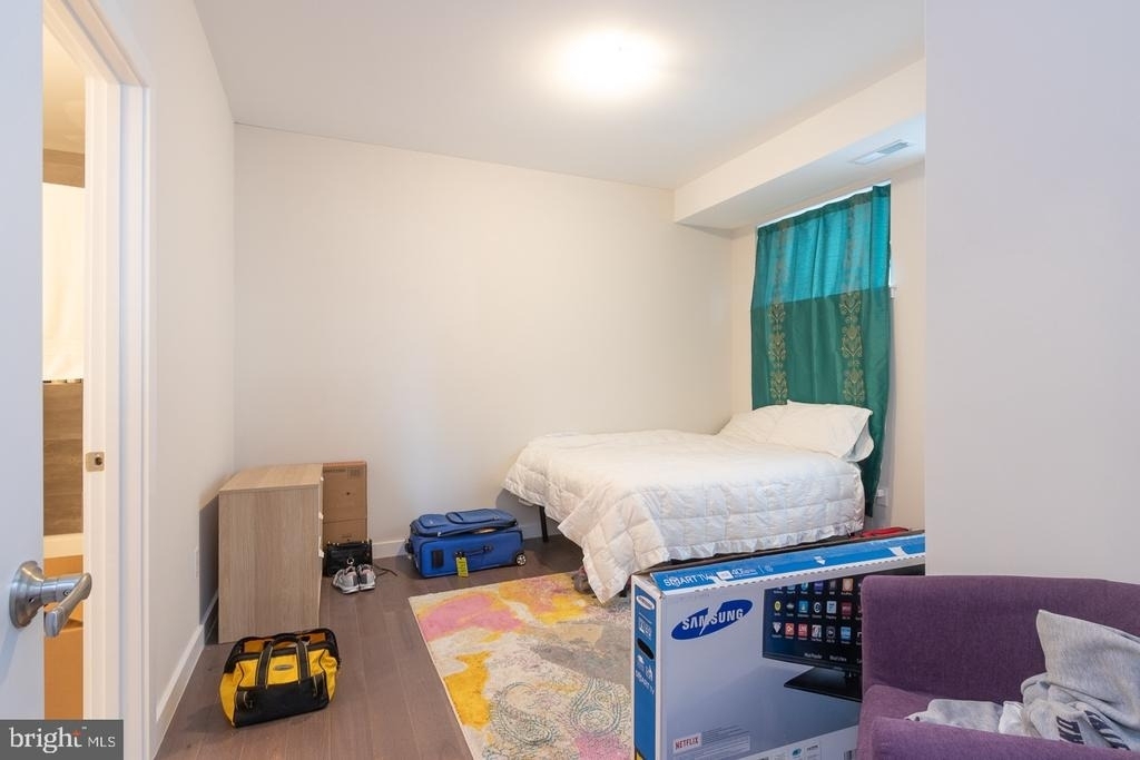 938 New Market Street - Photo 8