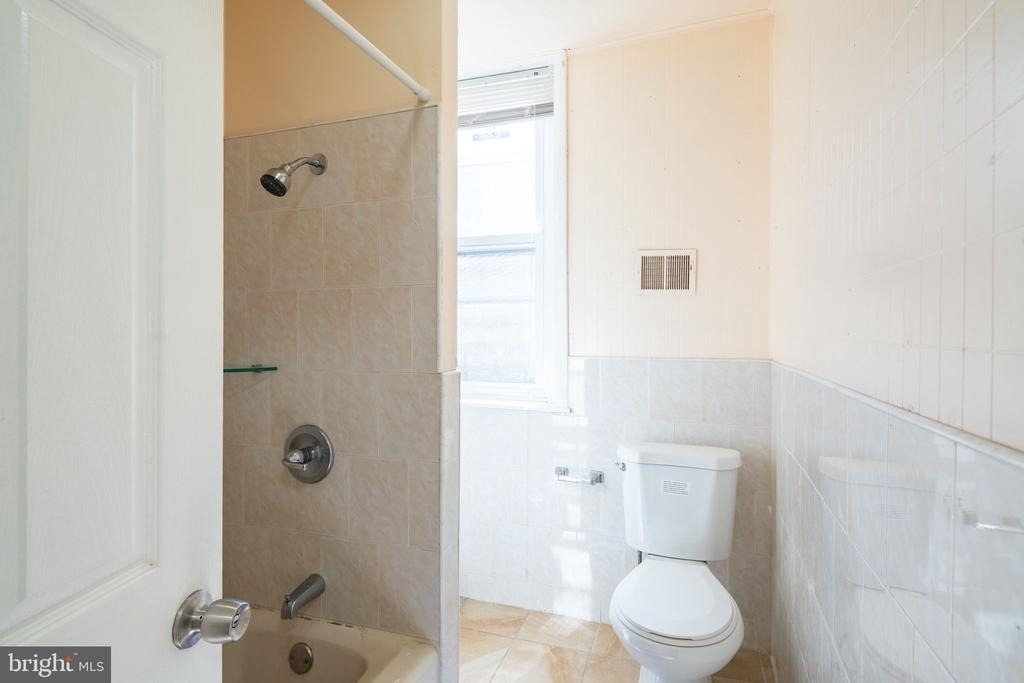 3118 Haverford Avenue - Photo 6