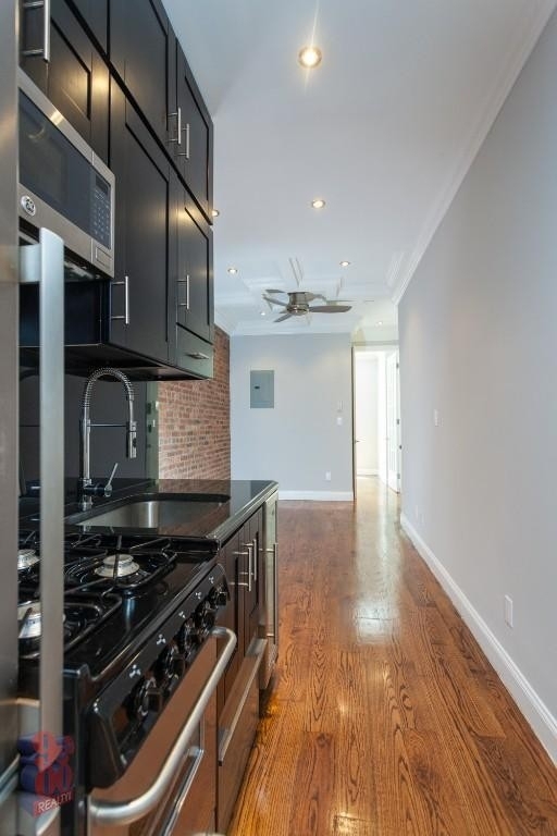3 W 103rd St - Photo 2