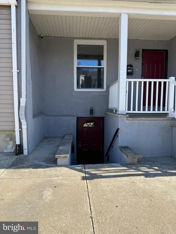 5436 Spruce Street - Photo 2
