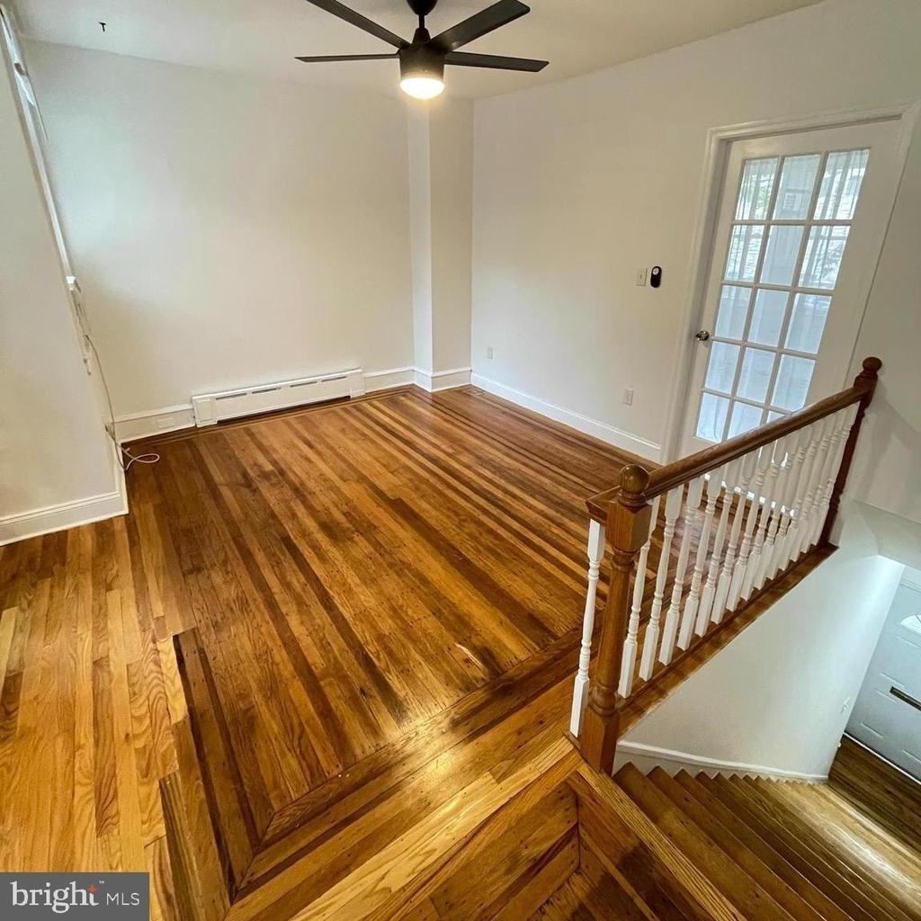 641 Bainbridge Street - Photo 12
