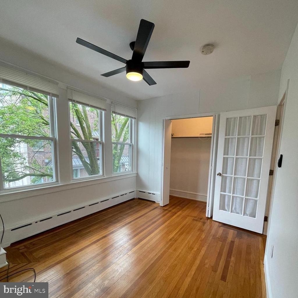 641 Bainbridge Street - Photo 10
