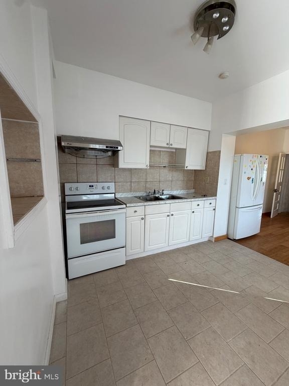 2246 S Felton Street - Photo 2