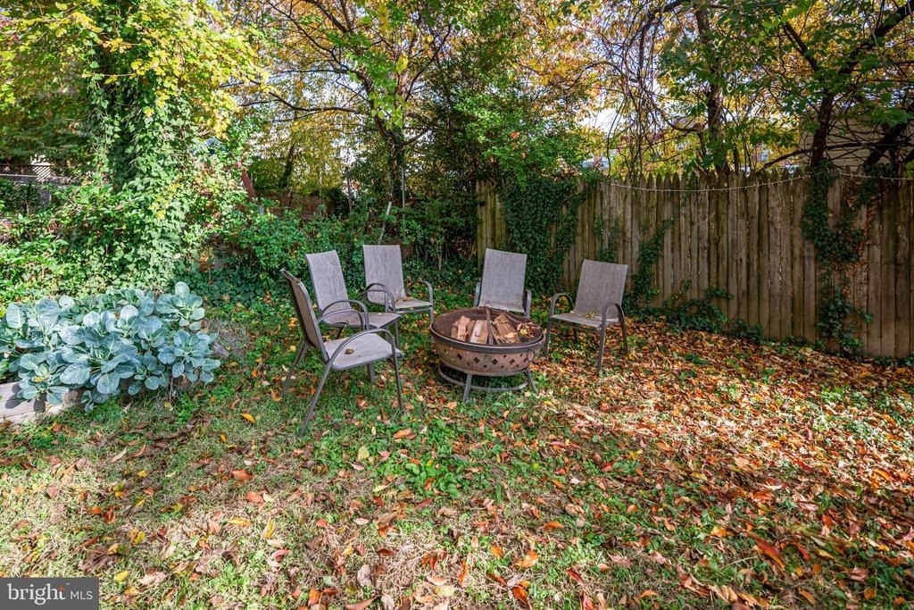 204 Ripka Street - Photo 16