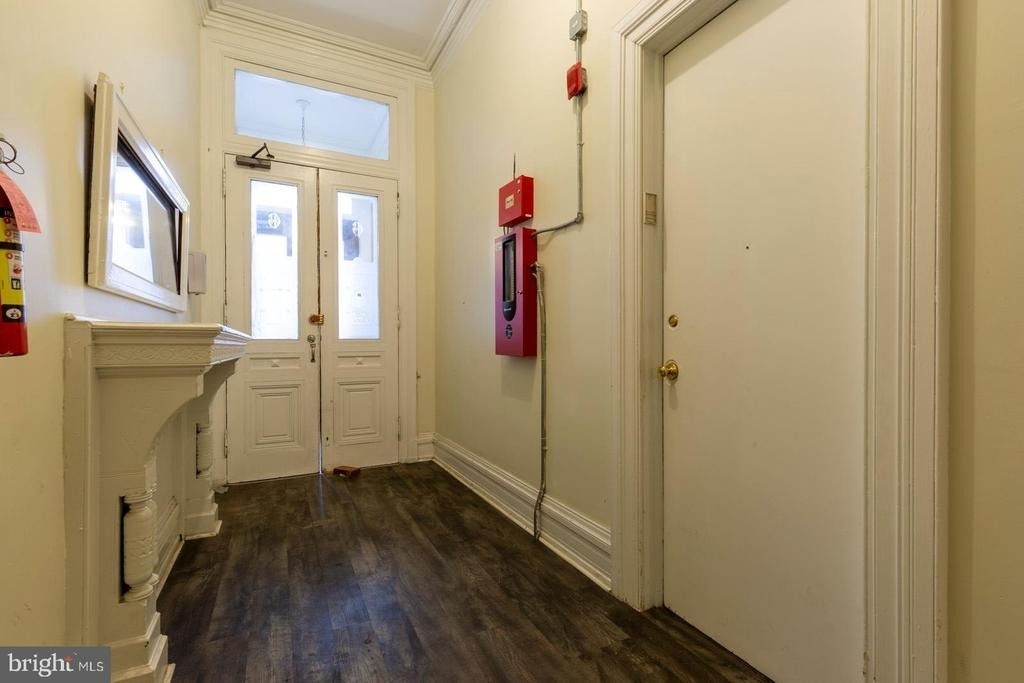 3017 W Girard Avenue - Photo 9