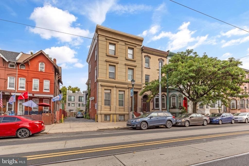 3017 W Girard Avenue - Photo 12