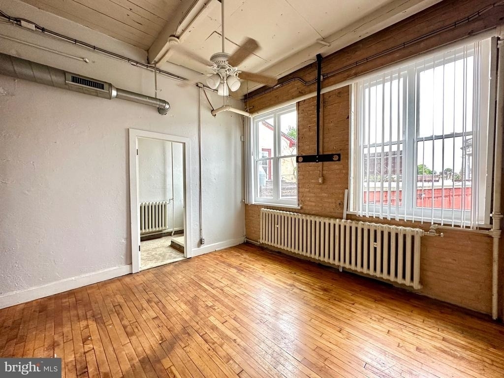 14 W Harvey Street - Photo 16