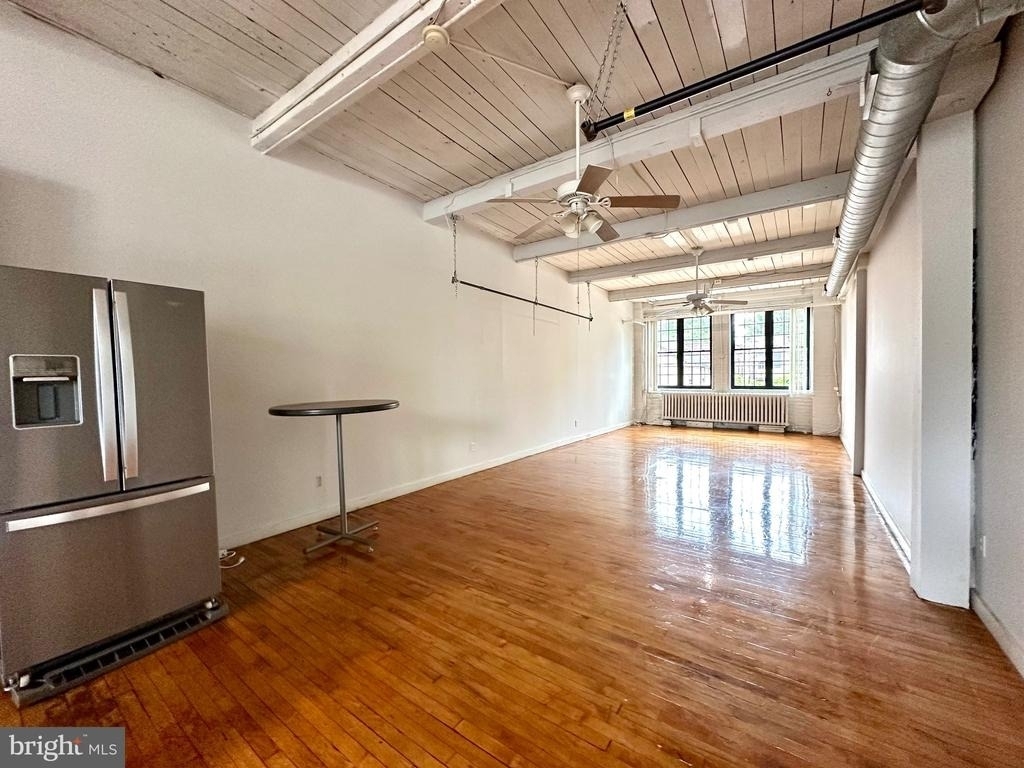 14 W Harvey Street - Photo 2