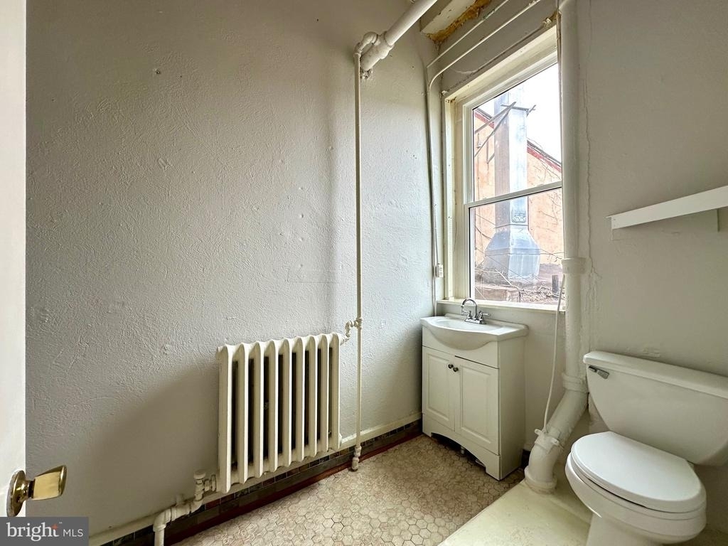 14 W Harvey Street - Photo 17
