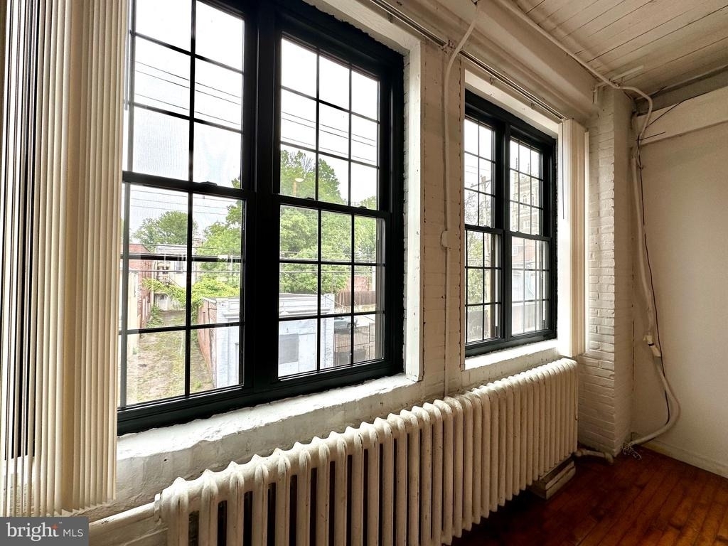 14 W Harvey Street - Photo 6