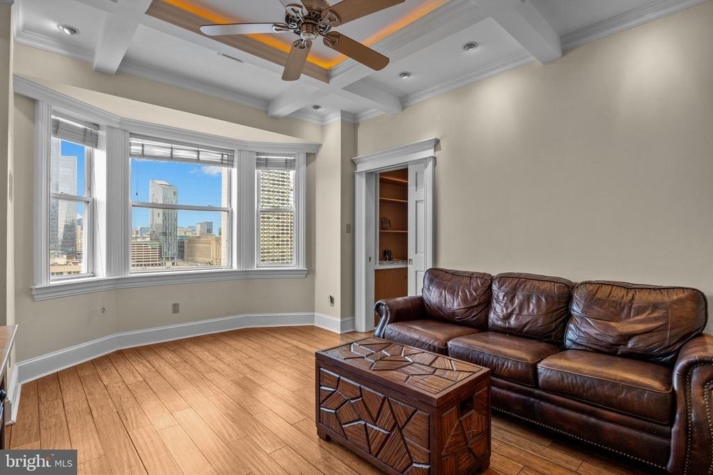 2135 Walnut Street - Photo 1