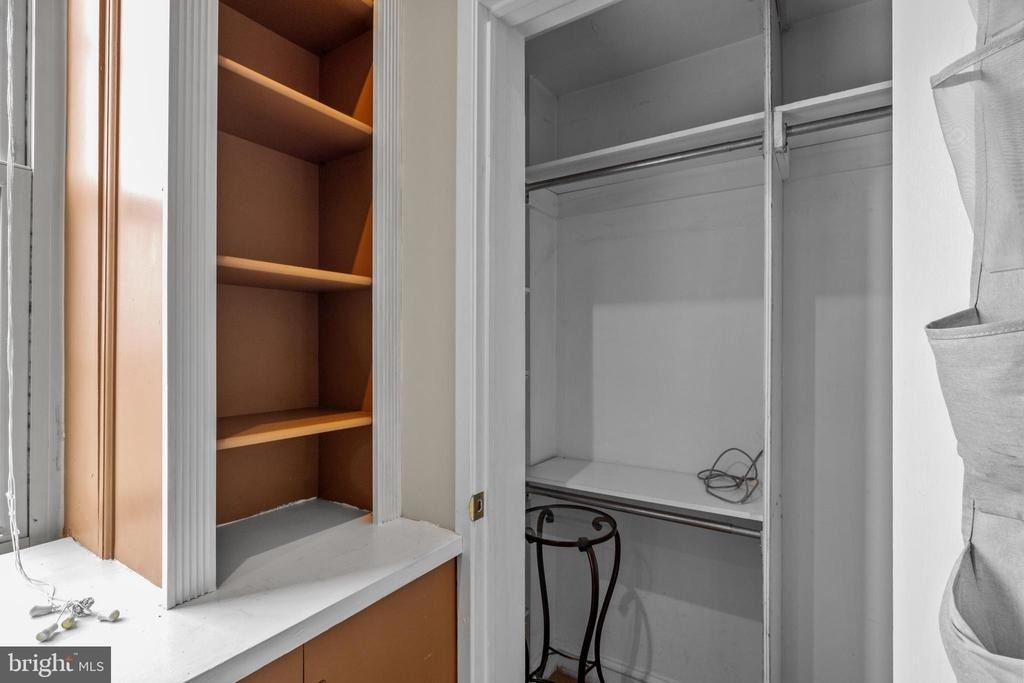 2135 Walnut Street - Photo 13