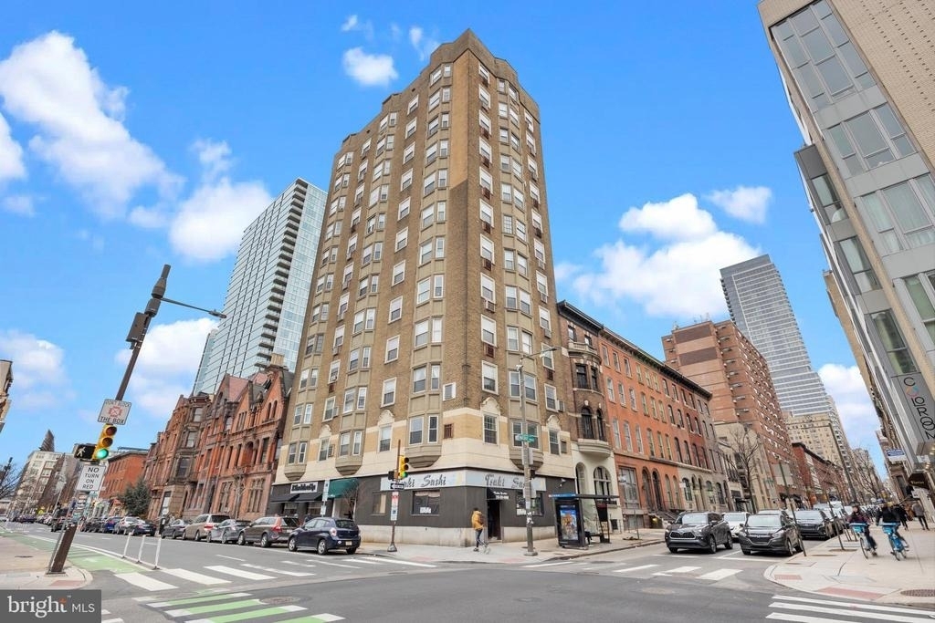 2135 Walnut Street - Photo 34