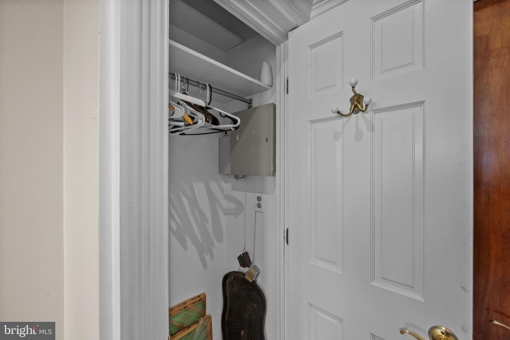 2135 Walnut Street - Photo 28