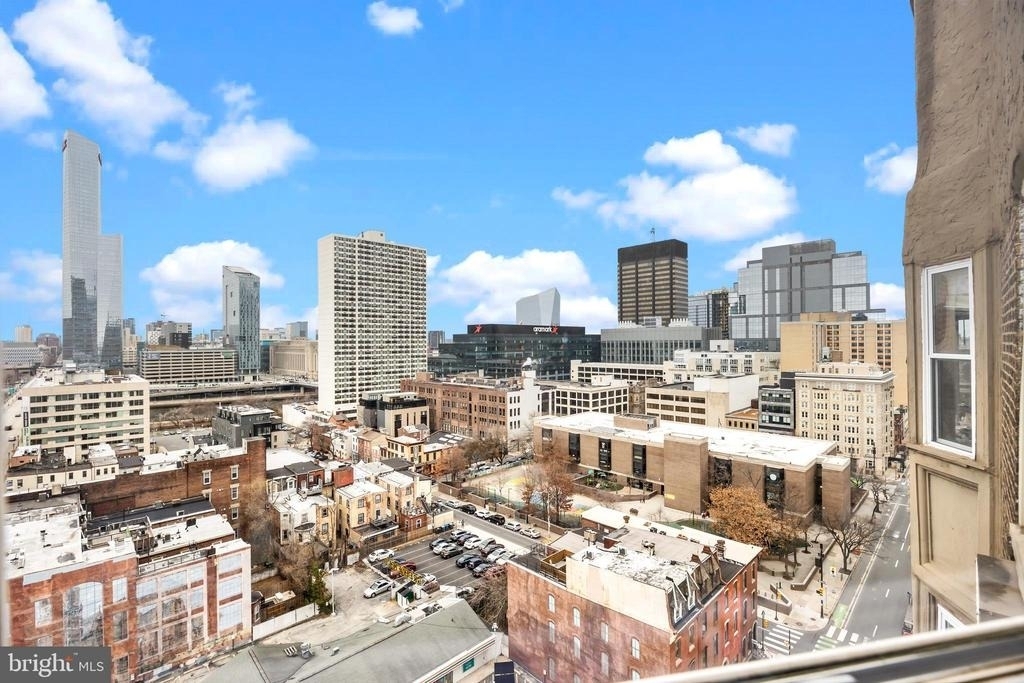 2135 Walnut Street - Photo 27