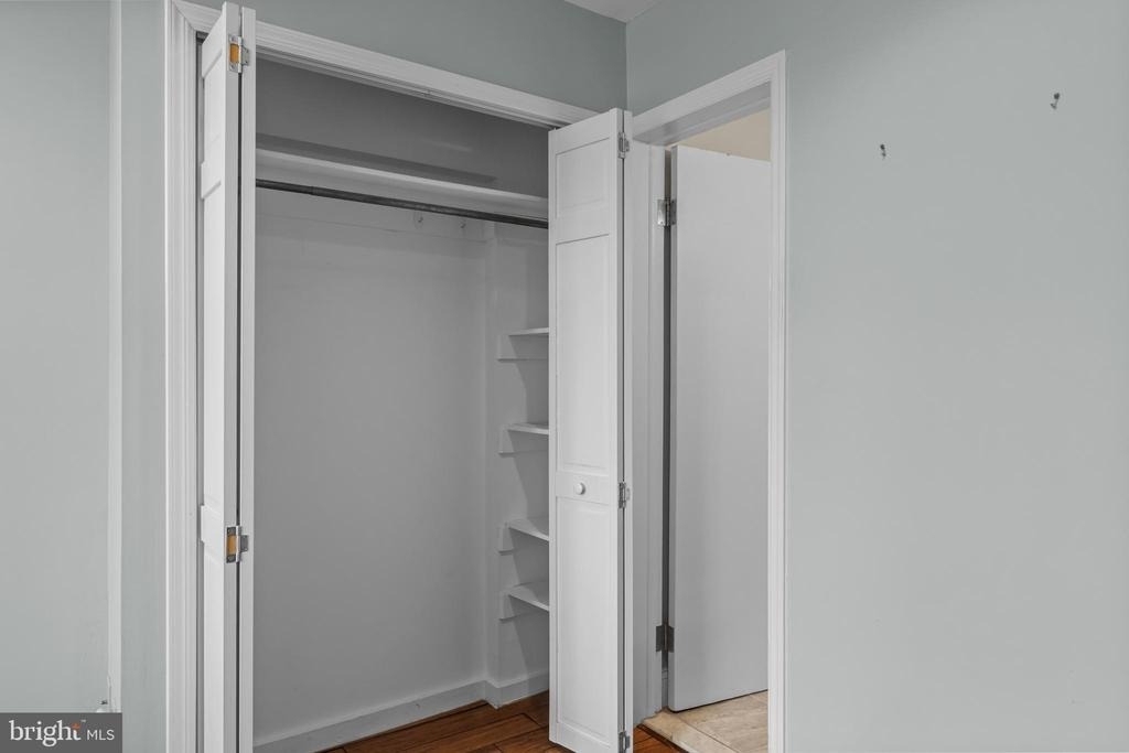 2135 Walnut Street - Photo 22