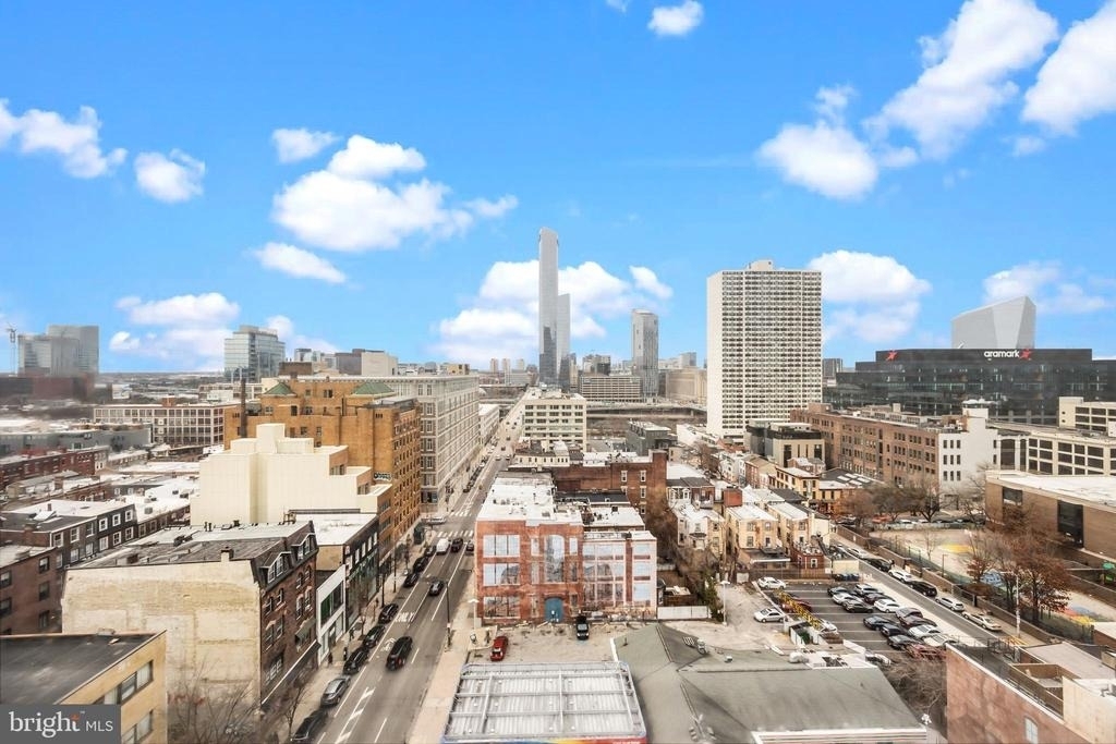 2135 Walnut Street - Photo 26
