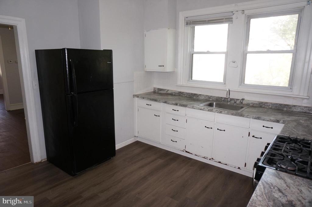 124 Knox Street - Photo 6