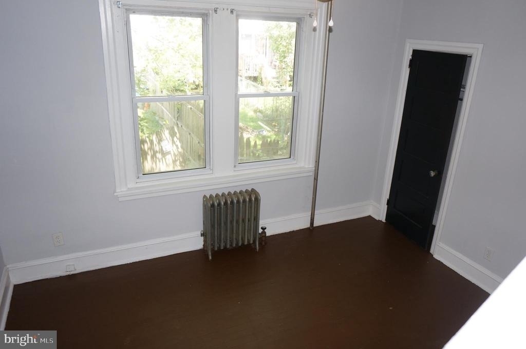 124 Knox Street - Photo 4