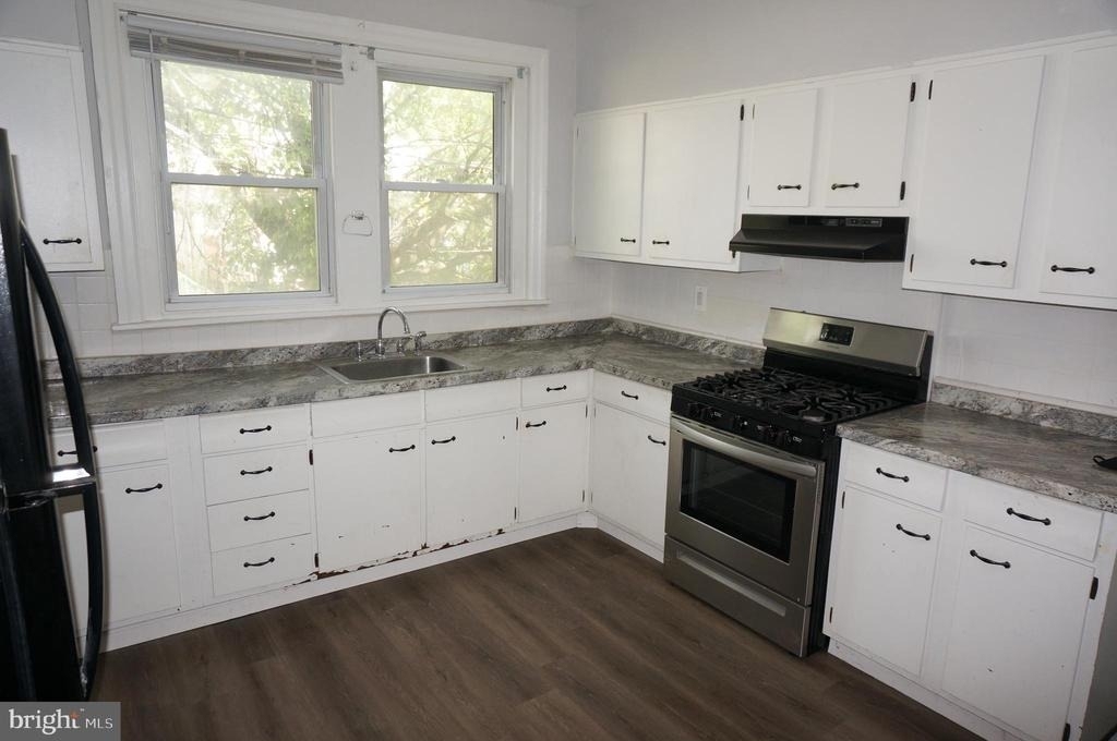 124 Knox Street - Photo 5