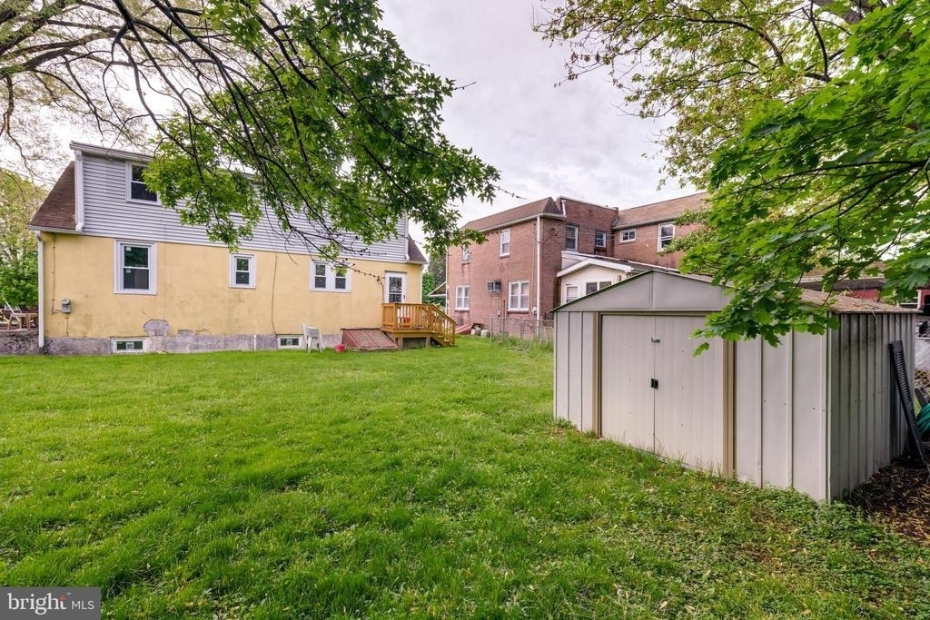 429 Manor Avenue - Photo 11