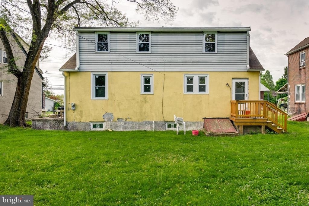 429 Manor Avenue - Photo 12