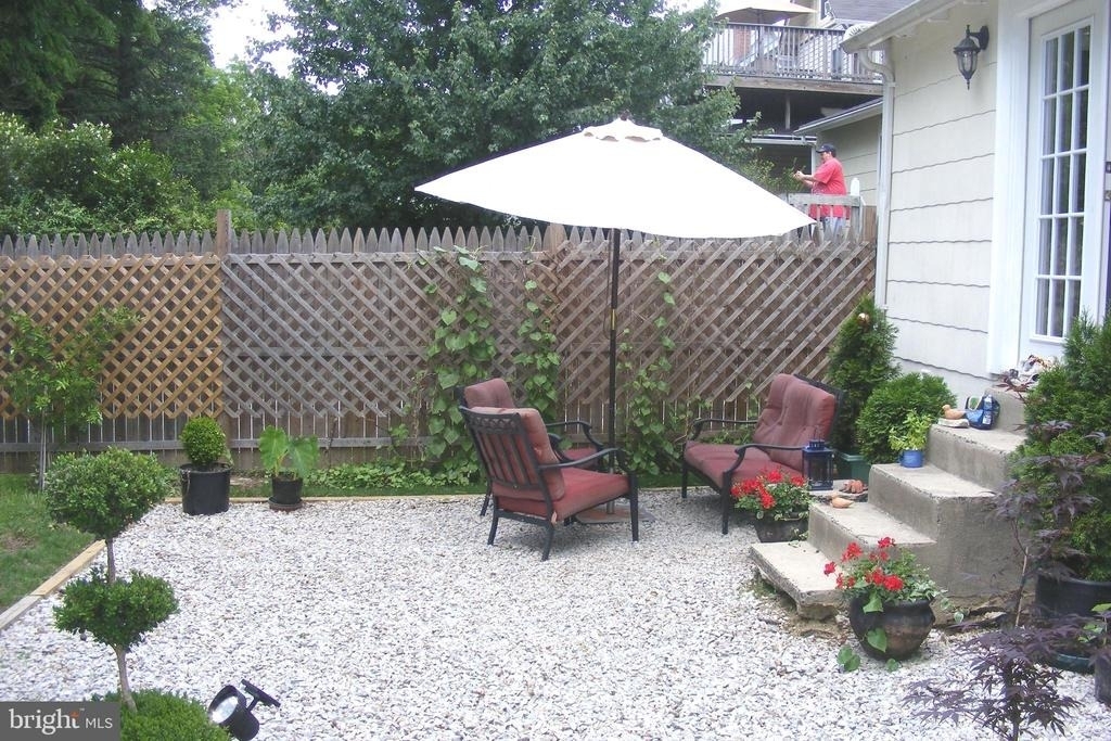 316 Locust Avenue - Photo 34