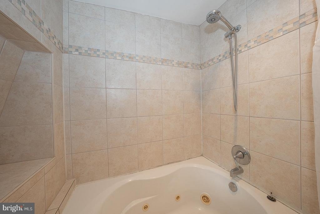 316 Locust Avenue - Photo 31
