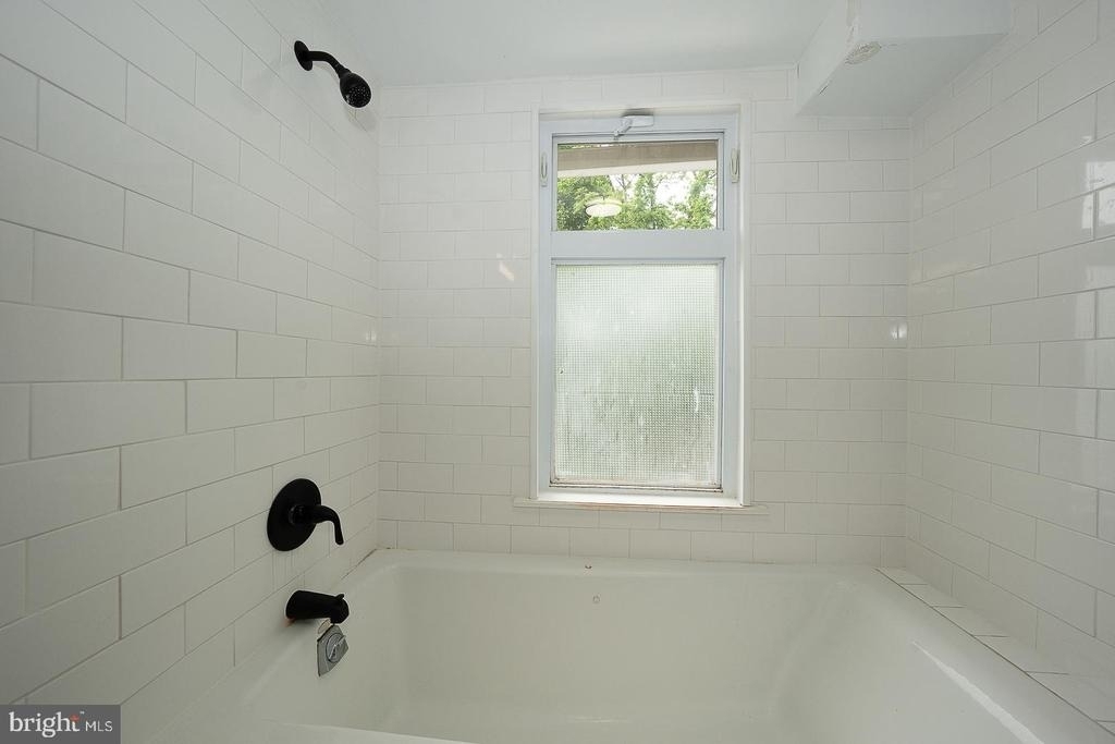 316 Locust Avenue - Photo 17