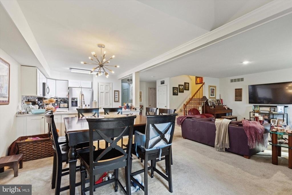 220 Primrose Lane - Photo 4
