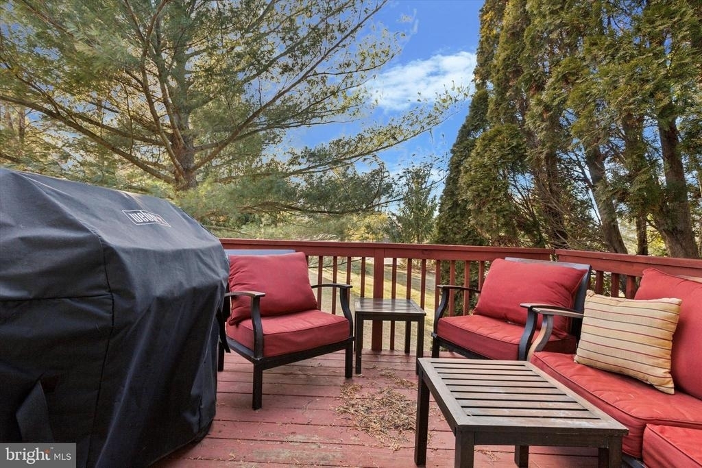 220 Primrose Lane - Photo 7
