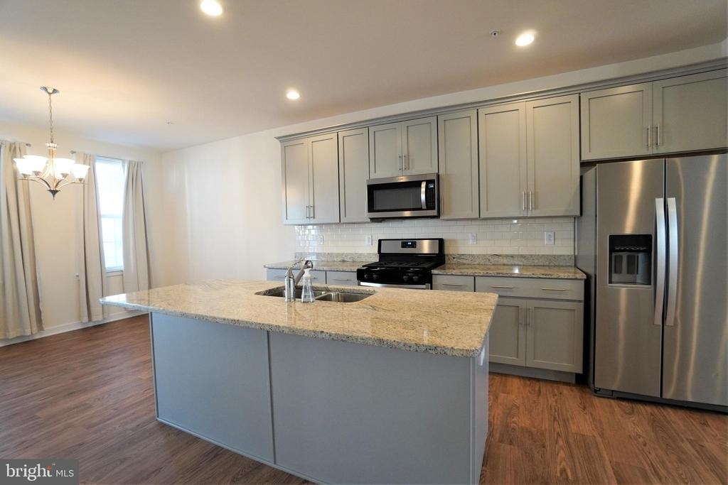 6 Manchester Drive - Photo 8