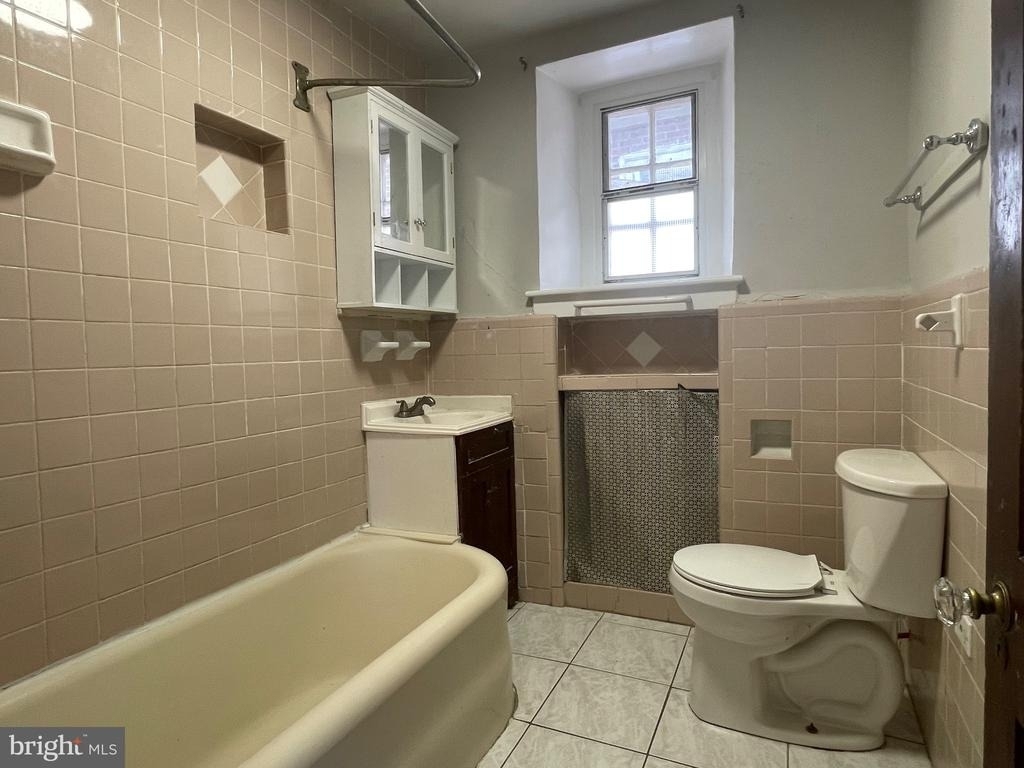 16 Windsor Avenue - Photo 14
