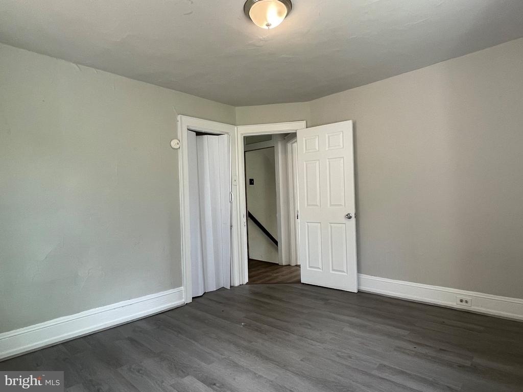 16 Windsor Avenue - Photo 12