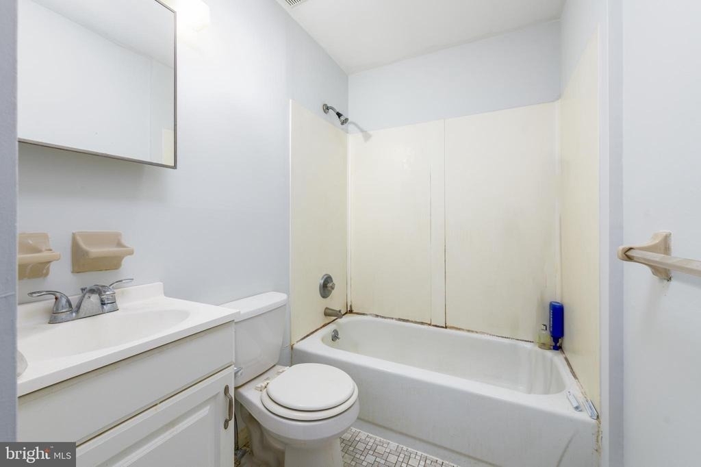 2120 Bellemead Avenue - Photo 7