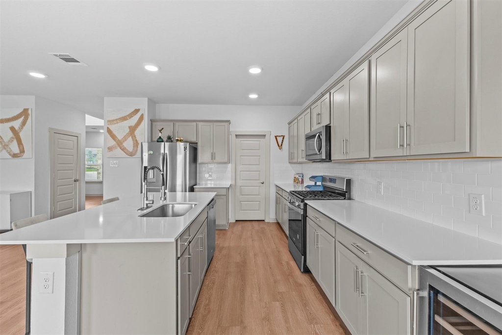 133 Folsom St - Photo 8