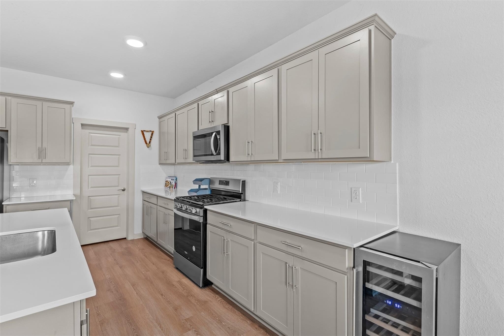 133 Folsom St - Photo 9