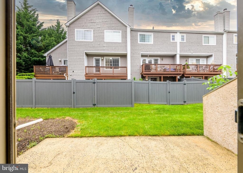 77 Bunker Hill Court - Photo 1