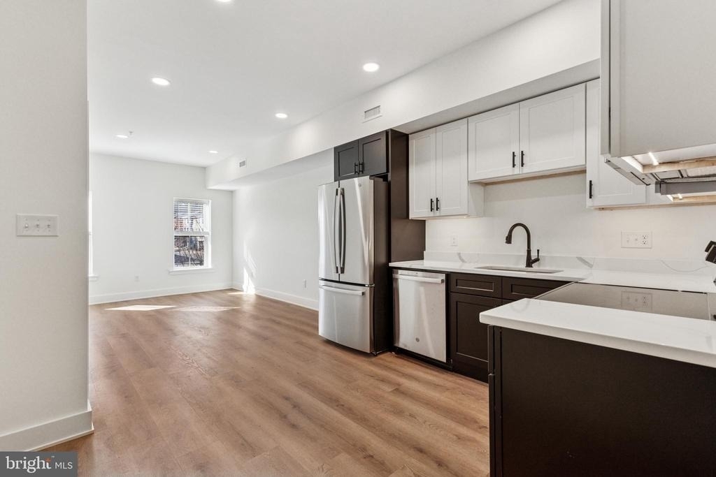 193 Bridge Street - Photo 1